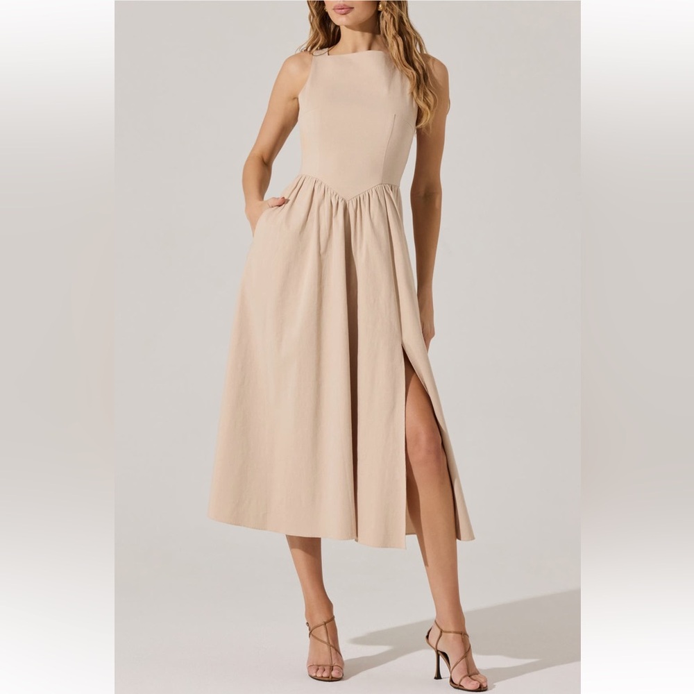 ASTR the label Bow back A-line dress